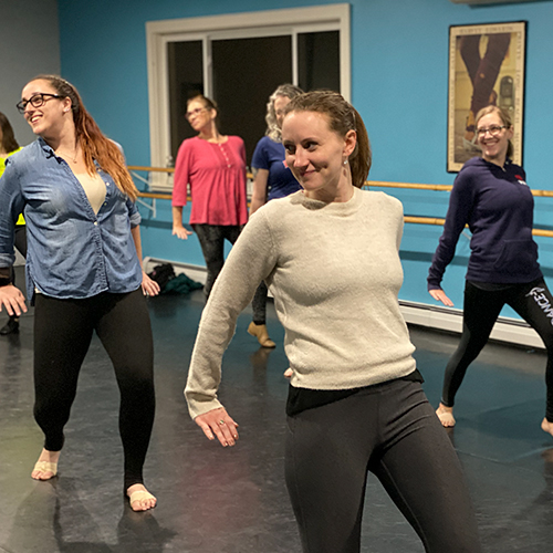 dancing-adults-in-studio