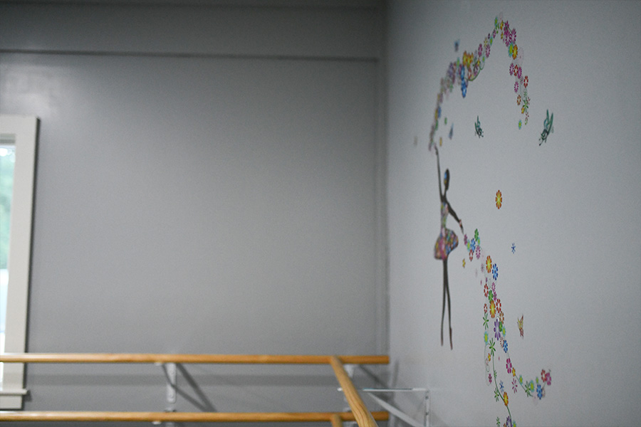 joy-of-dance-studio-wall-design